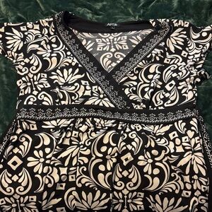Apt. 9 Black and Cream Floral Blouse